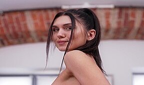 First DP of a fit beauty from the Middle East