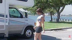 Amatuer Hottie, Coco Velvet, Is Shag Stop Number 1 On The Rv Roadtrip – Kink
