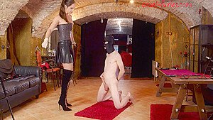 Kneel Before Her Glory