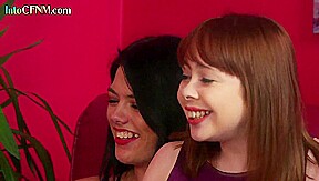 Cockhungry CFNM babes gives BJ to guy