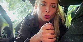 arrete la voiture il me faut un coup de bite