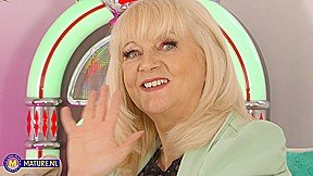 Curvy Katie Wish Is A 63 Year Old Very Decent Grandma But When She’s Alone She Gets Very Naughty – MatureNl