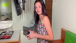 Novinha Amadora Fazendo Teste Pra Modelo 10 Min – Fanny Mello