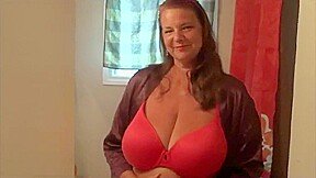 Stepson Bathroom Spy – Julien Blanc, Sunny Lennox And Carrie Moon