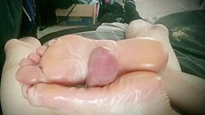 Emma Willowind POV solejob w cumshot
