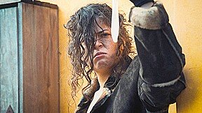 Female hobo got pregnant from used condom and confronts guy