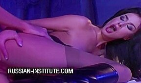 Anal Lesson During The Night With Laura Honey