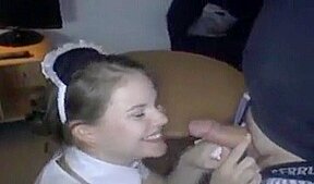 Femme De Menage Fait Sa Pause