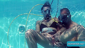 Minnie Manga – Eduard Fucking Hardcore Underwater