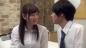 250406普通の男女のモニタリング映像g2