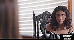 Horny petite lesbian baes pussylicking