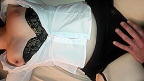 il me doigte me fait mouiller