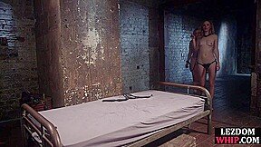 Lezdom fingerfucking and using strapon