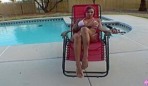Horny Anna Bell Peaks Fingers Her Pussy By Pool In Wild Solo Show!
