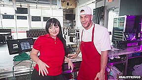 Aleksa Mink – Big Brat Pizza Shop (7125)