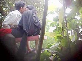 DesiPapa – Indian girls couples amateur sex videos