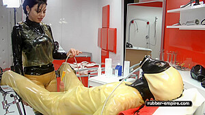 Lady Ashley – Madame Gillette Und Extremly Tubed 2