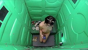 Porta Gloryhole Thick teen 18+ swallows loads of