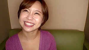 0010933_人妻NTR ガン突き 唾液などが含まれている