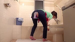 05871 Married Woman Planning