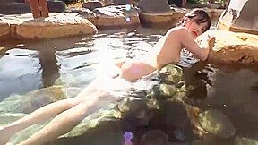 08623,A woman who is fucked and writhes in agony