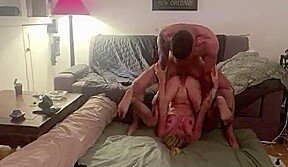 elle se fait demonter le cul en show cam