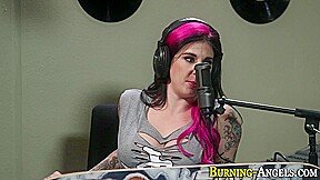 Emo ravers share facial