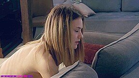 My stepsister is trapped – Season 21, Episode 2