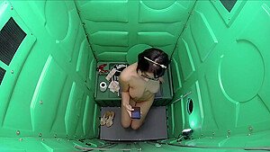 Porta Gloryhole Thick teen 18+ swallows loads of