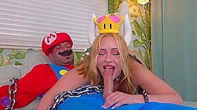 Zoey Uso Bowsette Cosplay Fucks Mario Hard And Messy