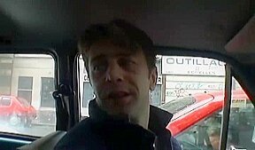 Exhibe & Uro au cimetiere avec Kelly Stafford