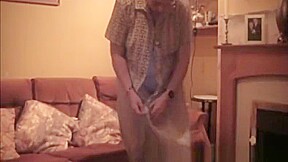 Exhibition of old slut. Amateur.