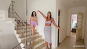 Huge Hands for Dwarf