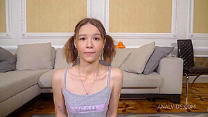 Kitty Doll88 In Skinny Brunette Babe Kitty Stretches Her Butthole With A Bi