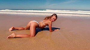 TRAVEL SHOW ASS DRIVER – Ferrol. Sasha Вikeyeva in a bikini on beautiful Spanish Doninos beach