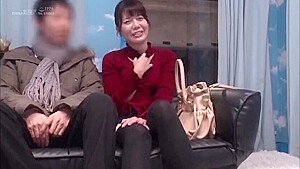 241122マジックミラーの潮吹きエロ美人e3