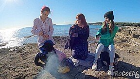 3 Gorgeous Models On The Beach During Winter Vacation Cheri Josie And Poppy