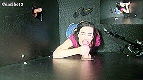 Damn Lyra, big cumload in your eye!