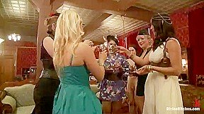 Divine High Tea Party Live – Kink