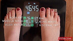 FIT18 – Lana Smalls – I Creampie This Tiny 100lb Model In A Bodysuit