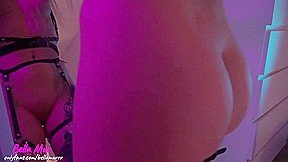 Fuck this sexy stripper in a private room