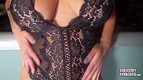 PAWG Skarlette Nikole Skarlette Plays With BBC At IndustryInvaders