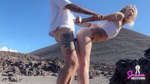 Public Sex – We Hiked A Volcano And He Erupted In My Mouth – Sammmnextdoor Date Night #13