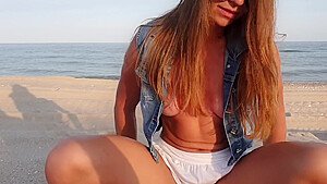 summer hollidais, publc sex on the beach