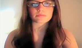 Webcam girl flashing