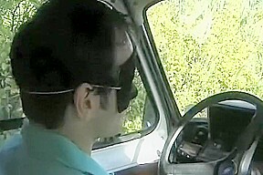 Blonde amatrice baisee au camping