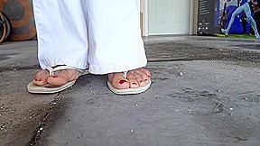 Clean My Disgusting Sandals!