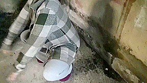 French Mature Street Prostitute Has Rough Sex in Abondoned Building