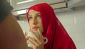 Nicole Love & Steve Q in Sexy Muslim Girl Spreads For Cash – Porncz