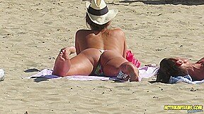 Amazing Ass Sexy Bikini Hot milf Backview at the beach